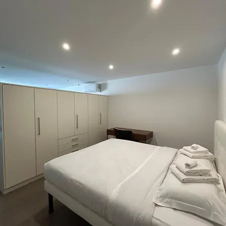 Moderno Appartamento A Tenero Exterior photo